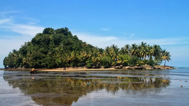 pantai air manis