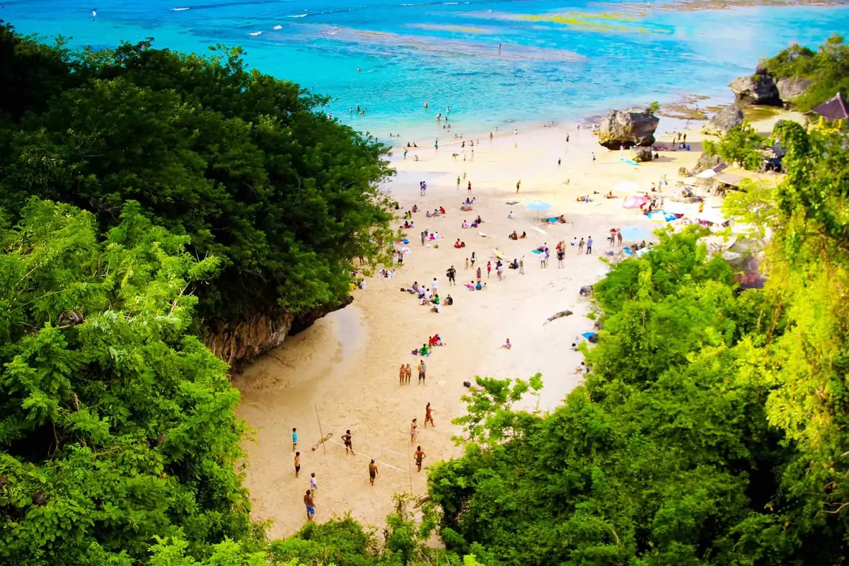 Pantai Padang Padang