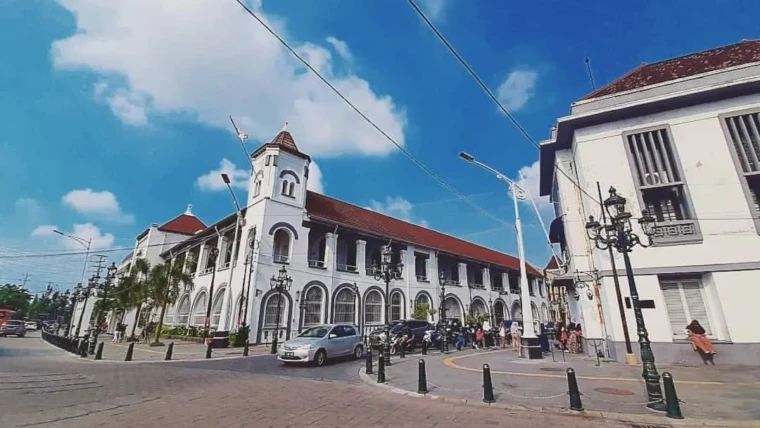 Wisata Kota Lama Semarang: Jejak Sejarah yang Hidup di Tengah Modernitas