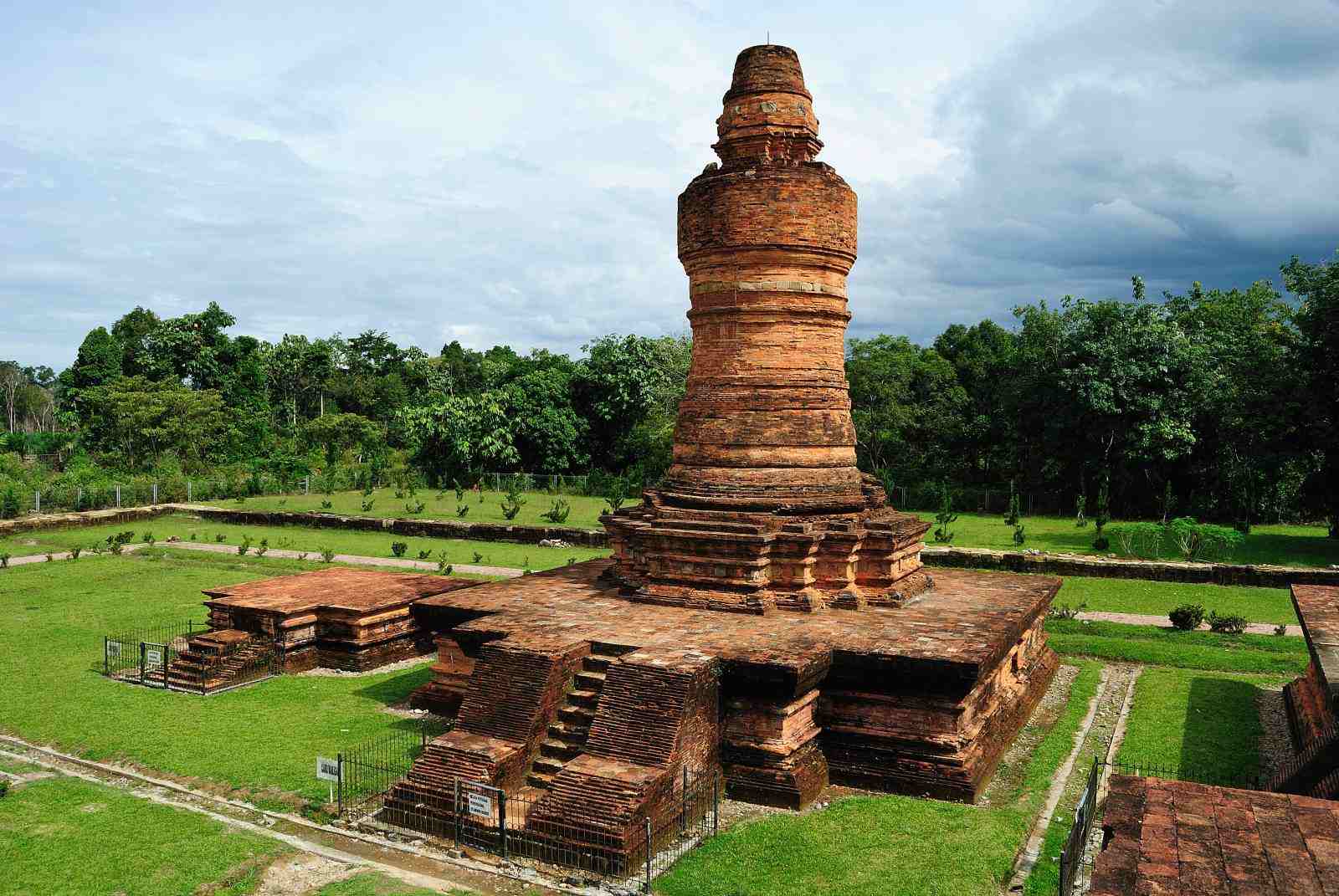 Candi Muara Takus, Jejak Sunyi Sriwijaya di Tengah Hijau Riau